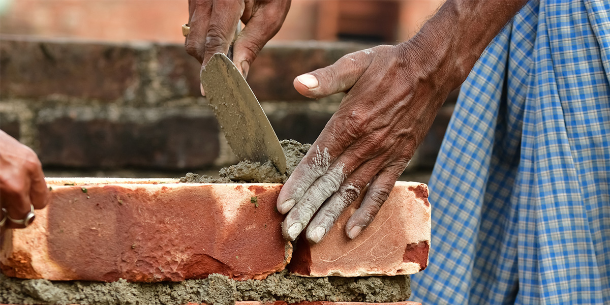 01-How-to-Treat-Cement-Burns-on-Hands